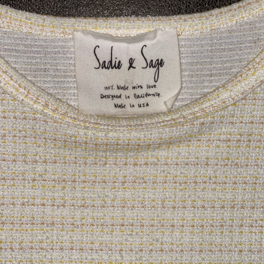 Top - Picture 2 of 2